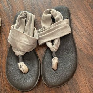 Yoga mat sandals